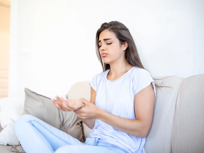 Strong Roots Chiropractic treating carpal tunnel syndrome in Eureka