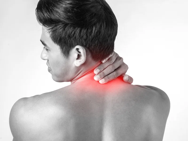 Strong Roots Chiropractic treating pinched nerve in Eureka