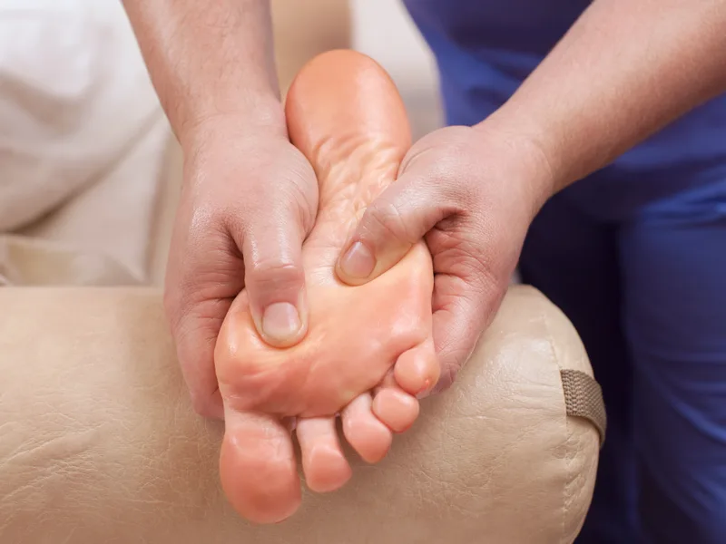 Chiropractic care for plantar fasciitis at Strong Roots Chiropractic in Eureka